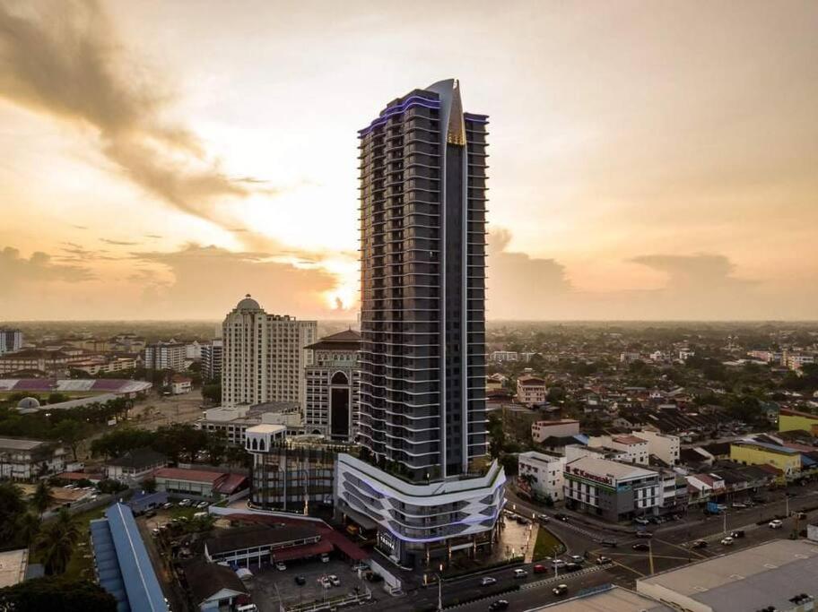 Troika Kota Bharu Penthouse Homestay Exterior foto